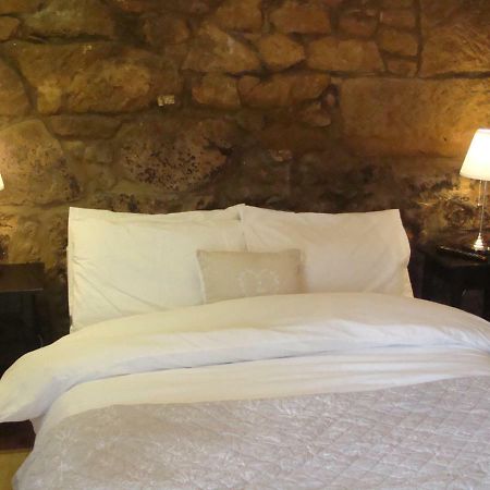 Riggend Farm Bed And Breakfast Airdrie Dış mekan fotoğraf